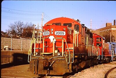 The Prairie Line GP20 #200 GN BN Train Locomotive 35mm Slide Railroad