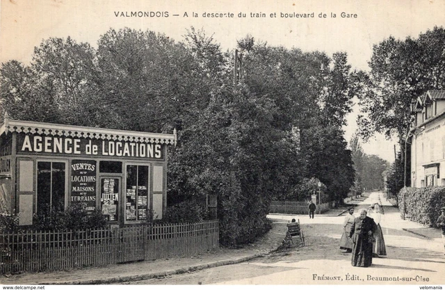 S2457 cpa 95 Valmondois - A la descente du train et Boulevard de la Gare