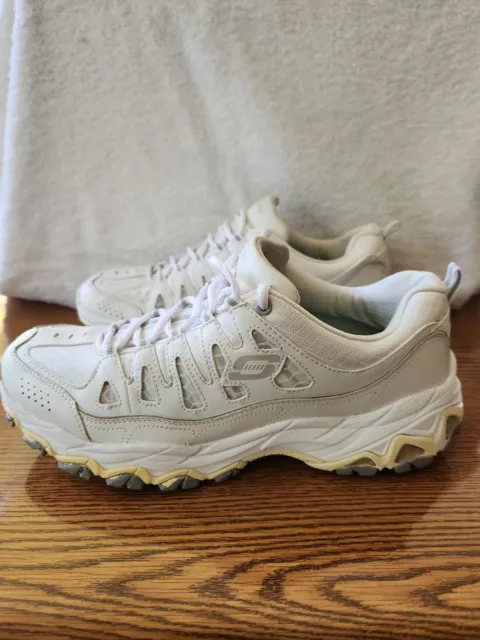 New Skechers Encore White Leather Shoes Sneakers Size 10