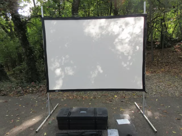 Da-Lite Fast-Fold Frame, Projection Screen, 120" diagonal 6'x8',  72"x96", Case