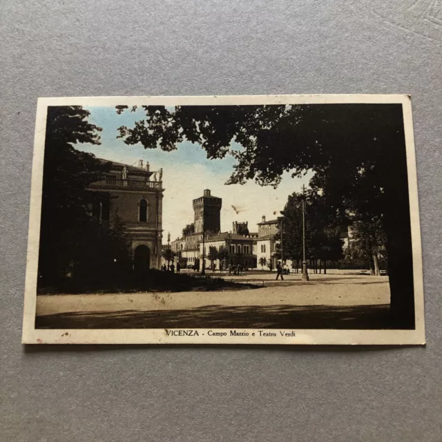 B) Cartolina formato piccolo Vicenza teatro Verdi 1930