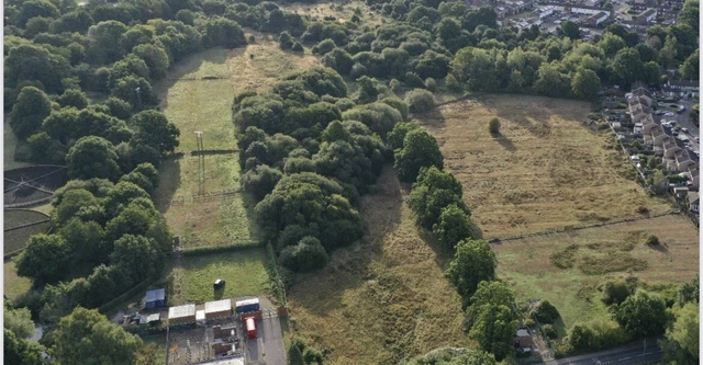 0.50 Acres Unconsented Land for Sale In Sandhurst, Berkshire/Hampshire, UK 0.50 Acres Unconsented Land for Sale In Sandhurst, Berkshire/Hampshire, UK