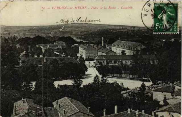 CPA VERDUN-sur-MEUSE - Place de la Roche - Citadelle (432151)