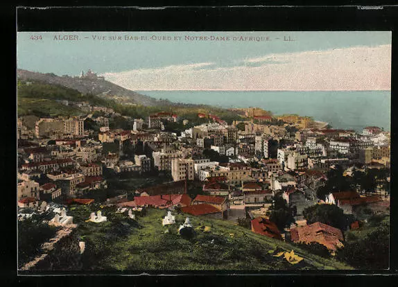 CPA Alger, Vue sur Bab-El-Oued et Notre-Dame d´Afrique