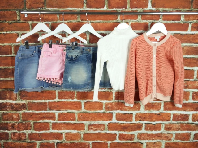 Pantaloncini Cardigan Ragazze Età 3-4 Anni Next Noce Moscata Ecc Top Plain 116Cm