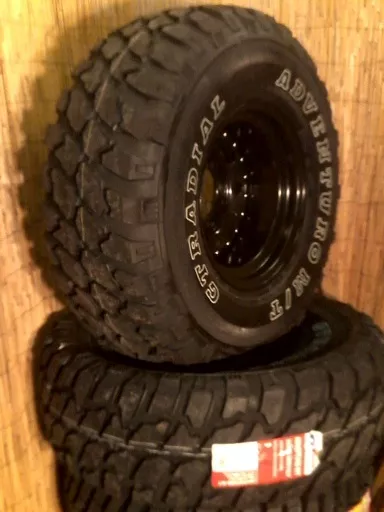 33 12.50 x 15 GT RADIAL MUD TERRAIN TYRES ONLY x4 FREE DELIVERY