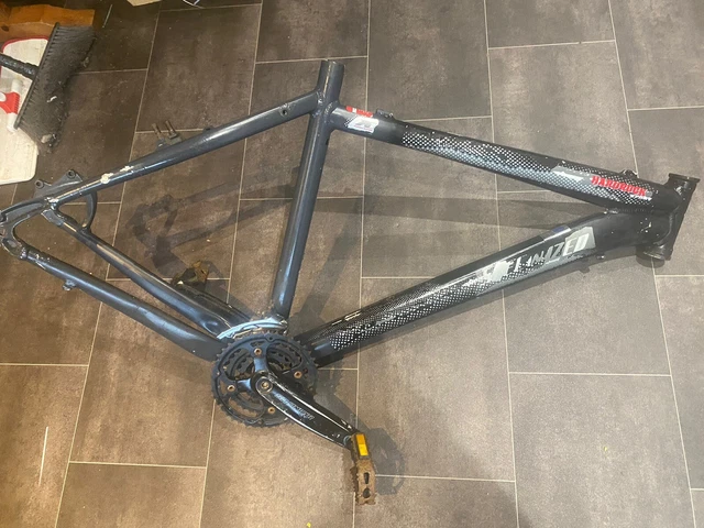 Specialized hardrock shop 19 inch frame