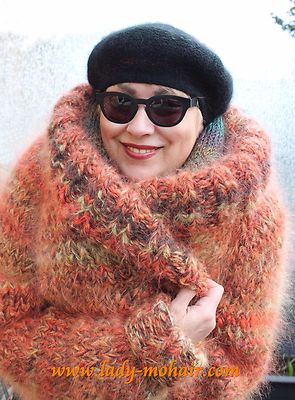 LUXUS MOHAIR soft fuzzy thick sweater 