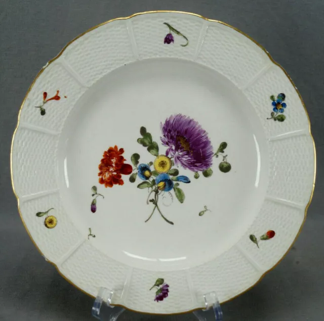 Ludwigsburg German Hand Painted Floral & Gold Basketweave 9 5/8 Inch Plate C1760