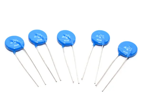 5x Metal Oxide Varistor (MOV) von EPCOS Typ S14 K275, 430 V, ca. ∅14 mm, radial