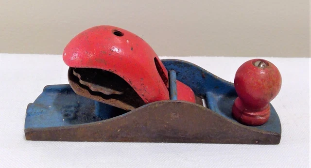 Vintage No.110 Wood Plane (Stanley Clone?) Red/Blue 6.5"L