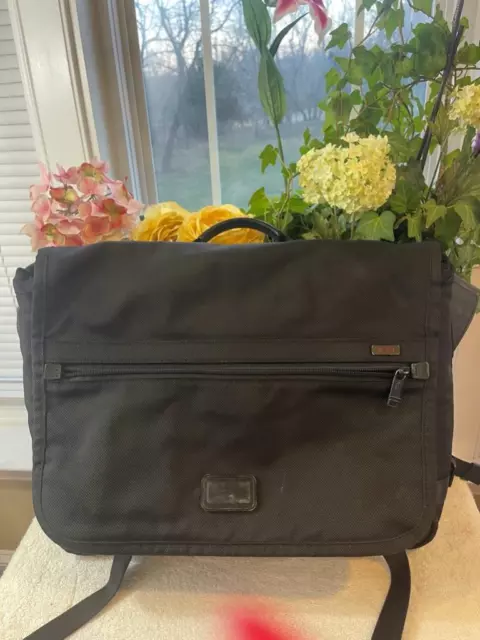 Tumi Alpha Expandable Carry-On Travel Luggage 022121DH in Ballistic Black