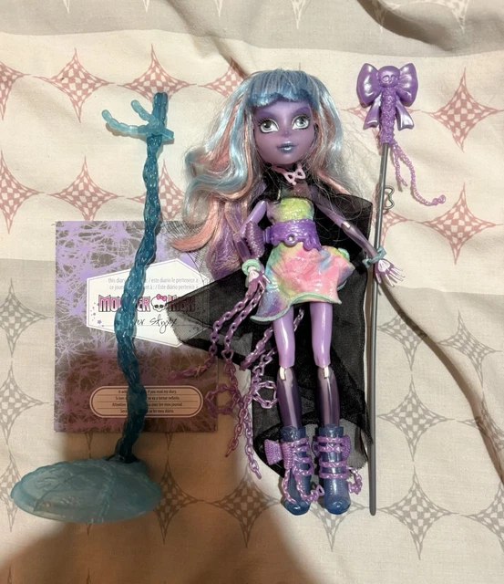 MONSTER HIGH RIVER Styxx Haunted Student Spirits Doll With Stand ...