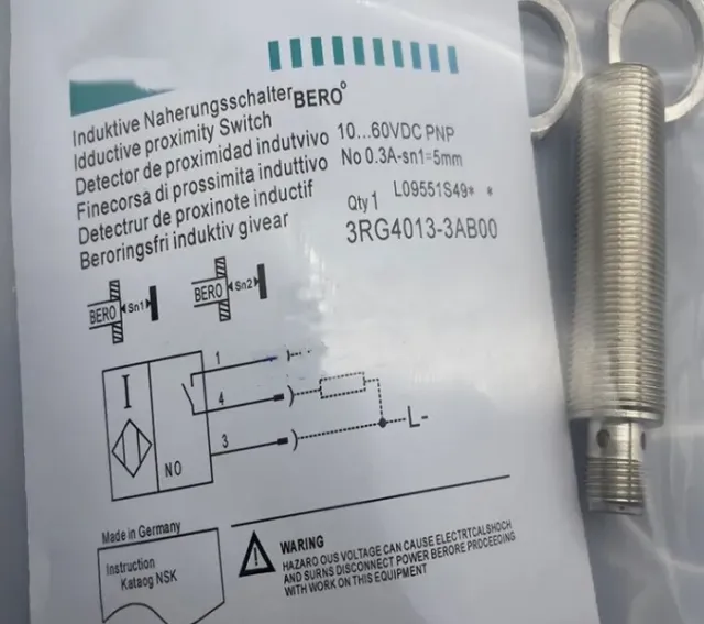 3RG4013-3AB00 Siemens Proximity Switch Sensor New 3RG40133AB00 Expedited Ship