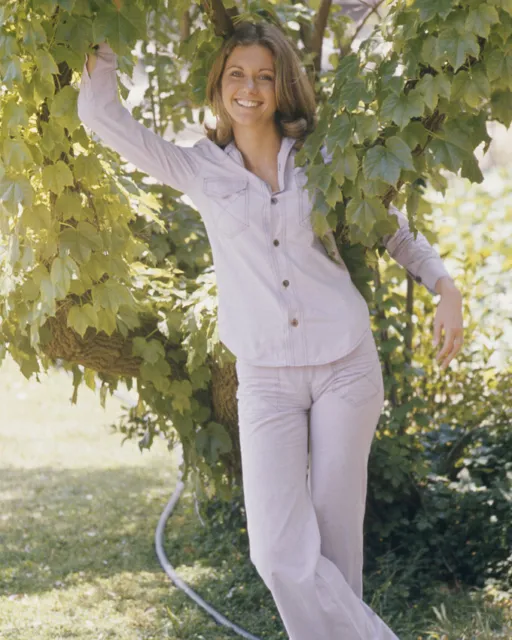 Olivia Newton John 1970's era smiling portrait outdoor 8x10 Photo