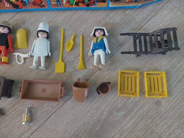 PLAYMOBIL Western Lot – 6 Brown Wall Hole Cache Pieces (3786, 3787