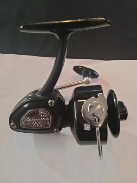 SHAKESPEARE SIGMA 035 2200 Series Spinning Fishing Reel $24.99
