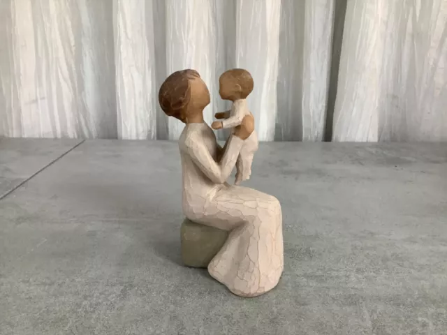 Willow Tree Grandmother Figurine, grandmother & grandchild Susan Lordi 2001.