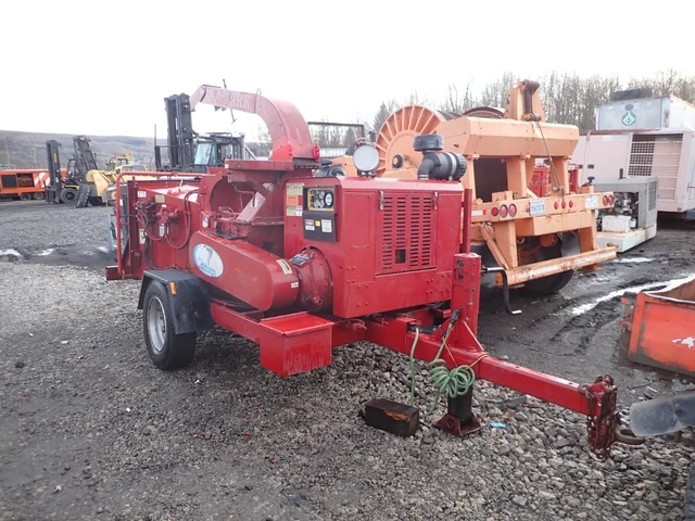2005 Morbark Tornado 13 Wood Chipper LOW HOURS! CAT DIESEL PRE EMISSIONS! 2005 Morbark Tornado 13 Wood Chipper LOW HOURS! CAT DIESEL PRE EMISSIONS!
