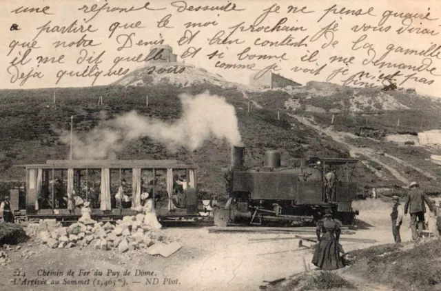 63 Cpa Animee Debut 1900 Chemin De Fer Du Puy De Dôme L'arrivee Au Sommet