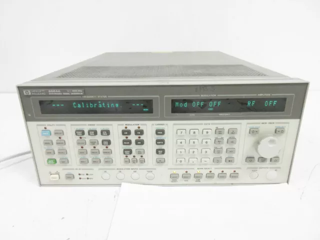 Hp 8664A Synthesized Signal Generator 0.1 - 3000 Mhz - Parts