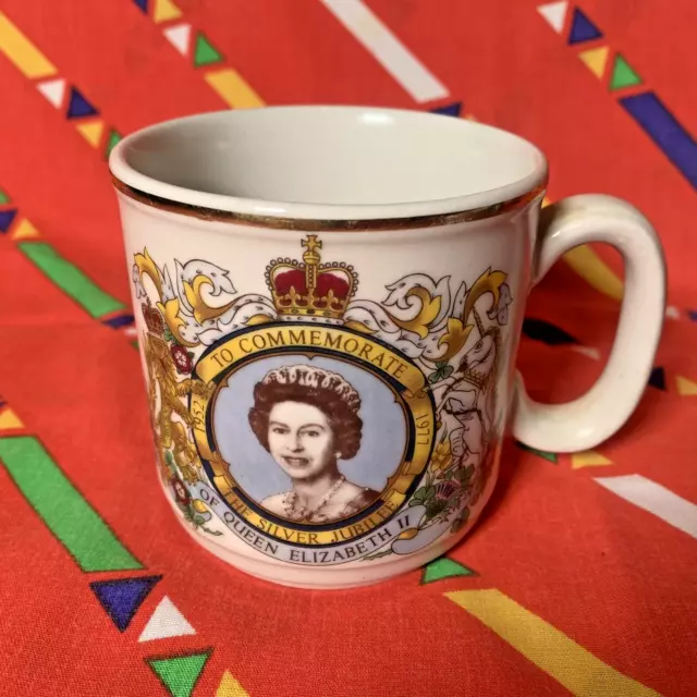 Queen Elizabeth II Silver Jubilee Mug 1952 ~ 1977 Crown Royal Commemorative Mug