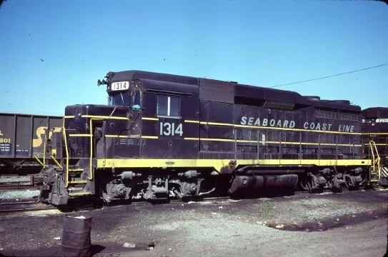Scl 1314 Gp-30 Charleston Sc (Seaboard Coast Line) Original Slide 02-10-79 T22-3