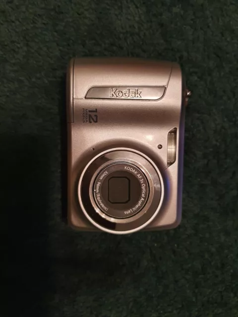 Kodak EASYSHARE c143 12 Mega Pixel - Untested.