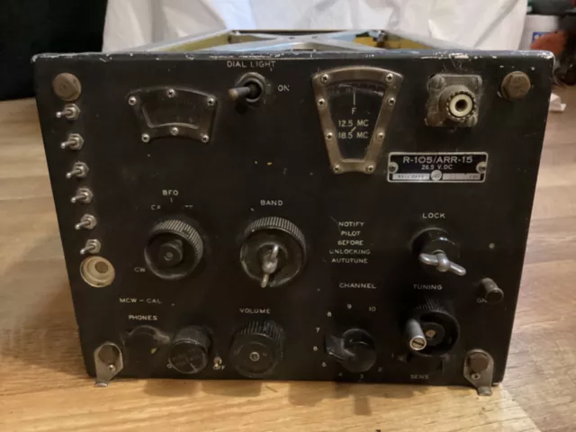 Military Radio WWII NAVY Radio Receiver R-105/ARR-15 26.5 V DC RARE