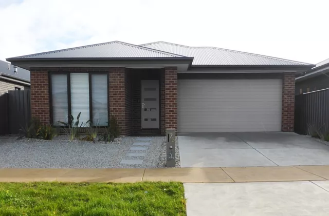 NEW Ballarat Simply Stunning Family Home 466m2 LAND Property In Alfredton INVEST