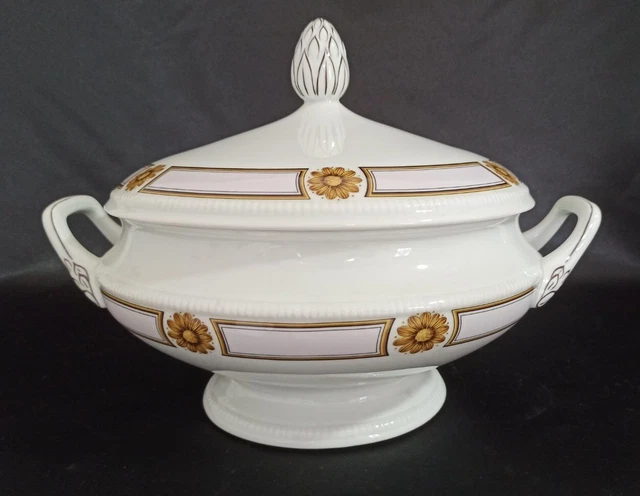 SOUPIÈRE EN PORCELAINE DE LIMOGES BERNARDAUD modèle TRIANON