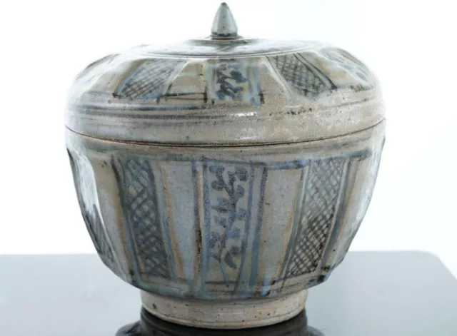 Very Large 15th/16th Century Thai Sawankhalok Kiln Condiment Jar with Lid