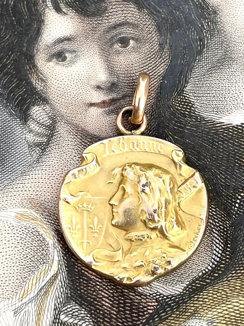 ANCIENNE BROCHE JEANNE D'arc Signee Becker Cassee EUR 20,00 - FR