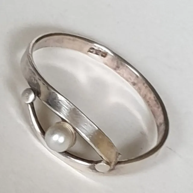Zarter Vintage Perle Ring aus 835er Silber Größe 55 (17,5 mm Ø)