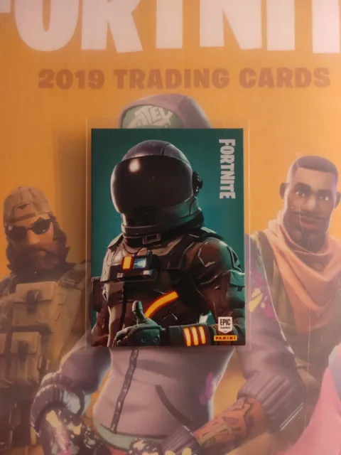 Panini - FORTNITE Series 2 Trading Card Collection RELOADED - BOITE METAL -  PANINI Carte a collectionner - Jeux de cartes - Rue du Commerce