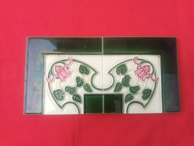 2 Piece Old Art Design Majolica Ceramic Tiles England 0094
