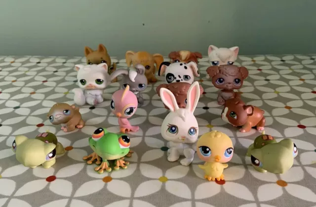 2004 My Littlest Pet Shop Animals. Lotto di 17.