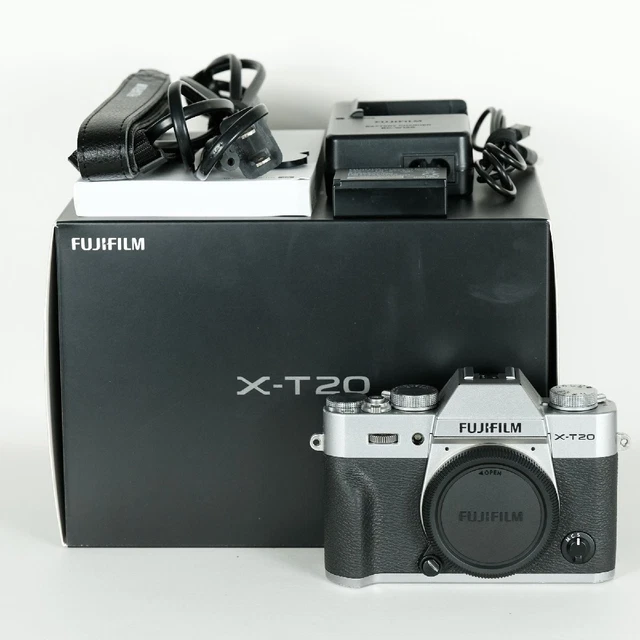 FUJIFILM X-T20 BODY Silver/Fujifilm X Mount w/ 21243