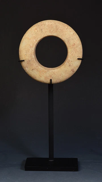 500 B.C., Prehistoric, Antique Khmer Shell Bangle Bracelet with Stand 500 B.C., Prehistoric, Antique Khmer Shell Bangle Bracelet with Stand