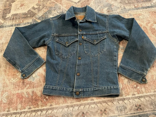 Levi’s vintage Orange Tab denim medium wash jacket kid’s size 14 EUC