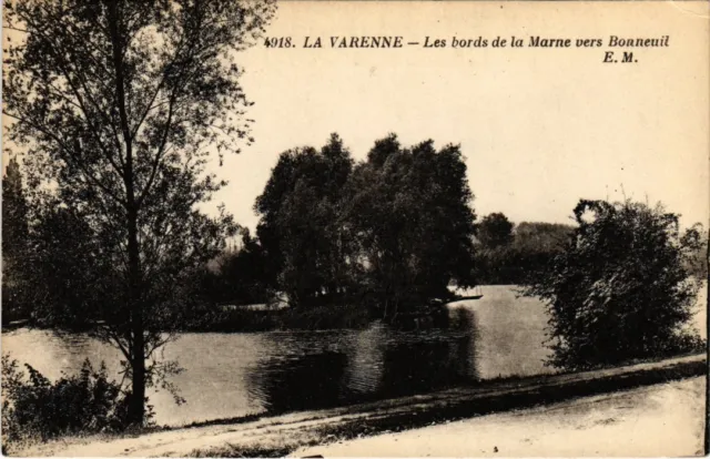 CPA La Varenne Les Bords de la Marne FRANCE (1339647)