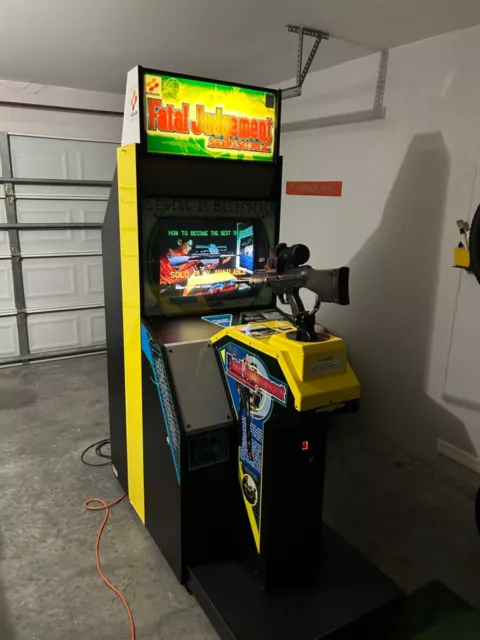 Silent Scope 2 "Fatal Judgement" coin operated Arcade machine