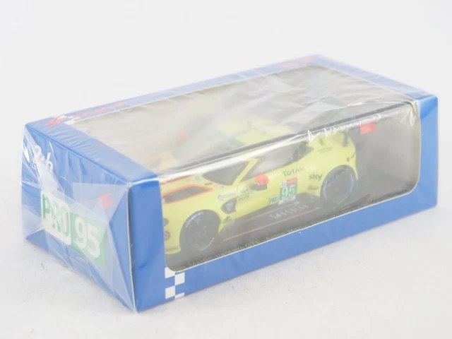 Modèle Réduit 1:64 Aston Martin Vantage AMR GT3 #21 2022 - Marque POP-RACE-LIMITED - Neuf