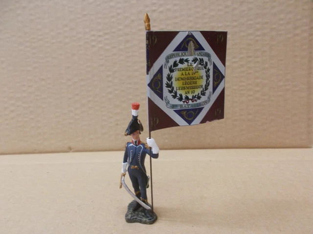 SOLDAT EN PLOMB Hachette Porte Drapeau bataillon tirailleurs du Pô 1805 EUR 5,00 - PicClick FR