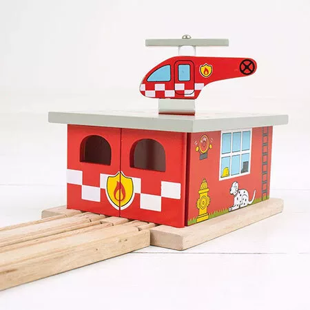 Holzeisenbahn GebÃ¤ude Feuerwehrstation (Bigjigs Toys LTD) NEU/OVP