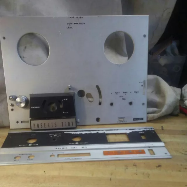 Concord 550 Reel to Reel Stereo Tape Recorder. Read! Powers On Untested