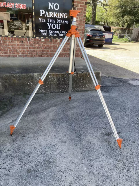 SURVEYORS Elevating TRANSIT LEVEL TRIPOD