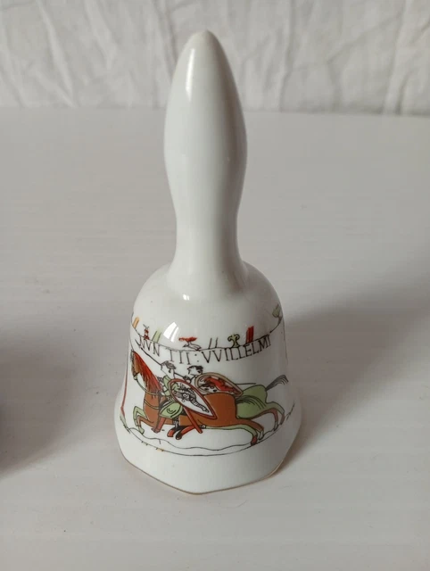 Mini Cloche / Clochette De Table En Porcelaine - Vintage - Bon état