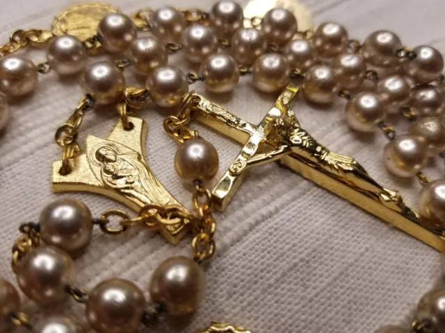 Vintage Rosary pearl Beads our Lady gold tone Catholic Crucifix Beautiful G20