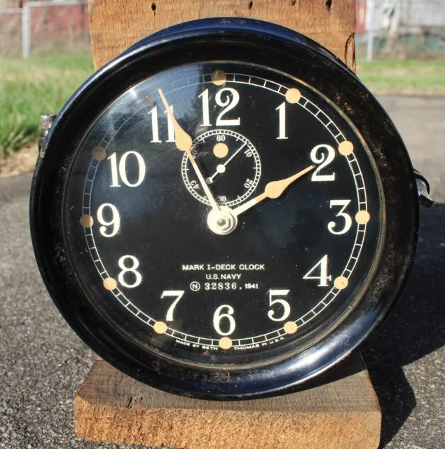 Vintage WWII Seth Thomas 1941 US Navy Mark I Ship Deck Clock Bakelite Case